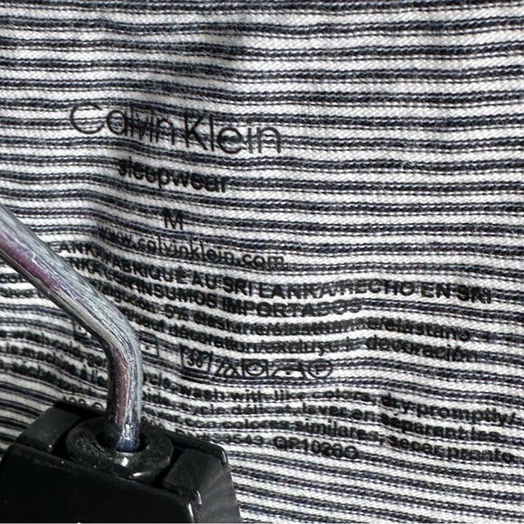 Calvin Klein two piece sleep set black and white stripped size medium - Picture 7 of 7